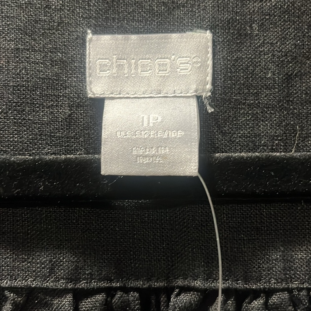 Chico’s - Picture 3 of 4